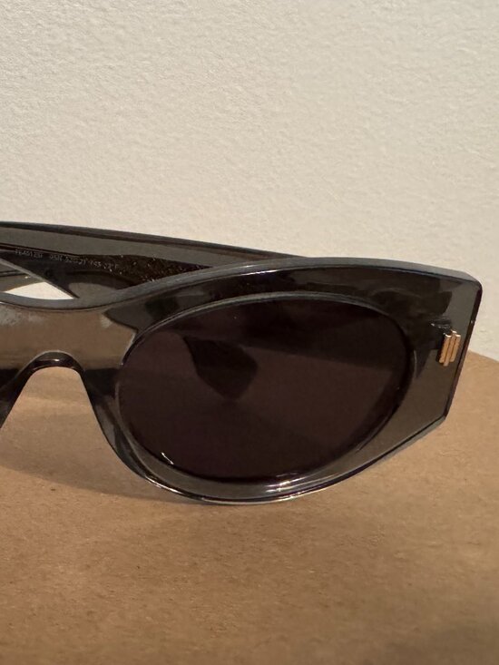 Authentic Fendi FE40125I 95N Sunglasses